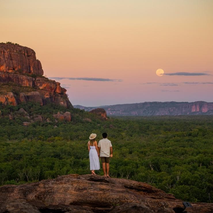 Nawurlandja lookout, NT © Tourism NT/Kyle Hunter & Hayley Anderson Nawurlandja lookout, NT © Tourism NT/Kyle Hunter & Hayley Anderson