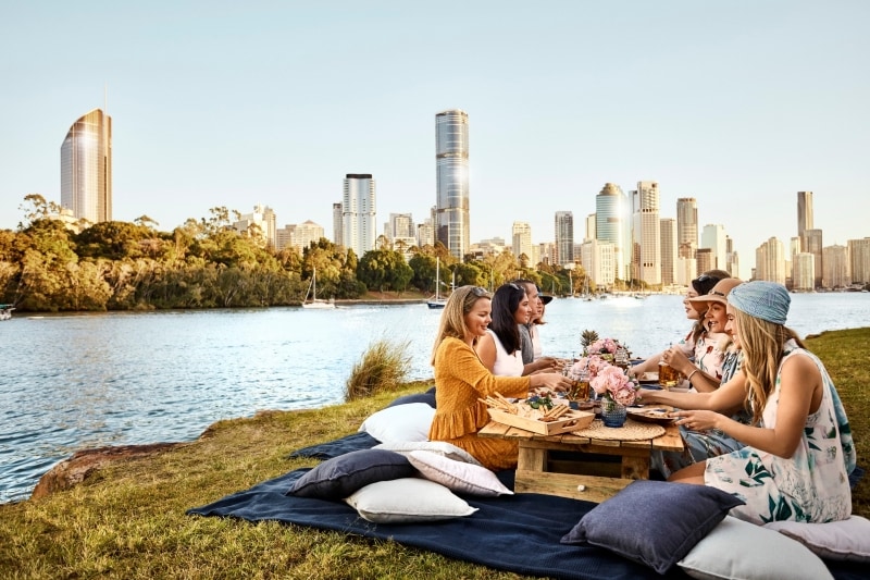 Kangaroo Point picnic, Brisbane, QLD © Brisbane Marketing Kangaroo Point picnic, Brisbane, QLD © Brisbane Marketing