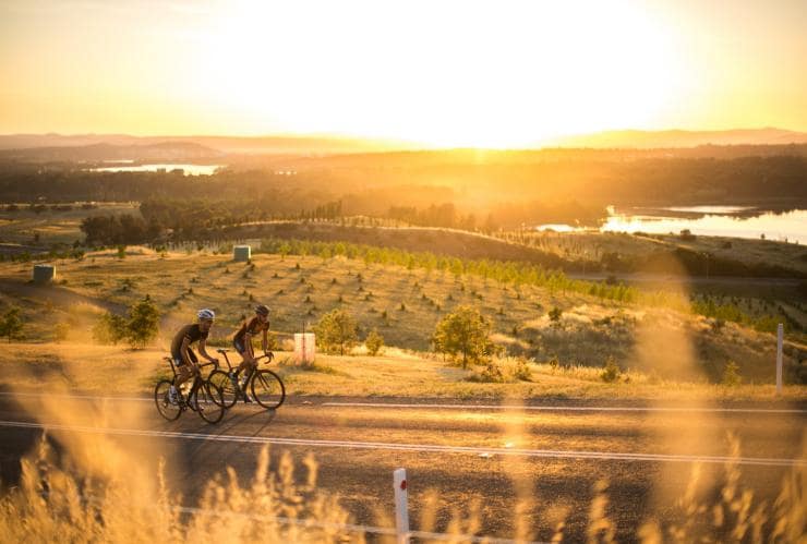 Cycling, Canberra, ACT © Damian Breach for Visit Canberra Cycling, Canberra, ACT © Damian Breach for Visit Canberra